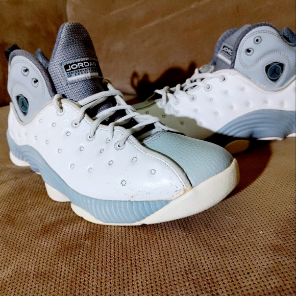 Nike Jordans size 11 white / grey - clean - Picture 4 of 10